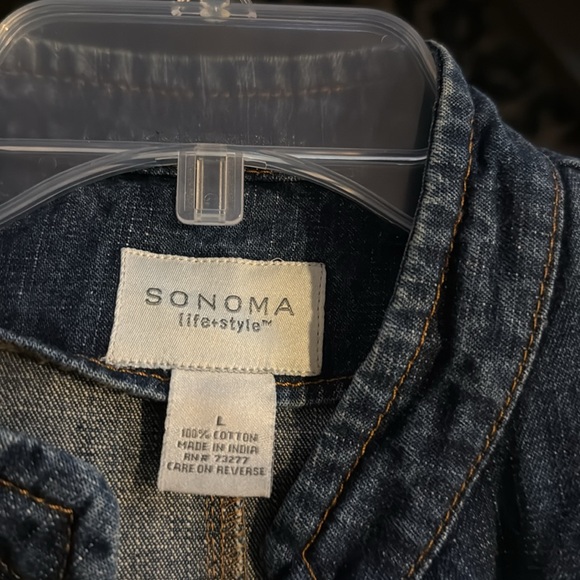 BLUE JEAN JACKET! - Picture 6 of 6